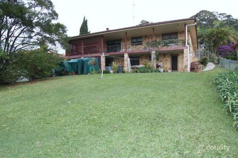 Property photo of 32 Yamble Drive Ocean Shores NSW 2483