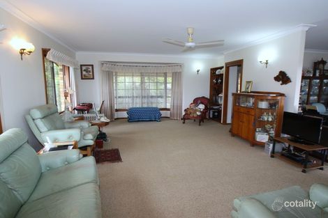 Property photo of 32 Yamble Drive Ocean Shores NSW 2483