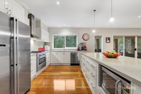 Property photo of 18 Habitat Park Drive Doncaster East VIC 3109