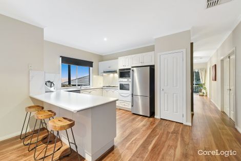 Property photo of 8 Ashford Court Berwick VIC 3806