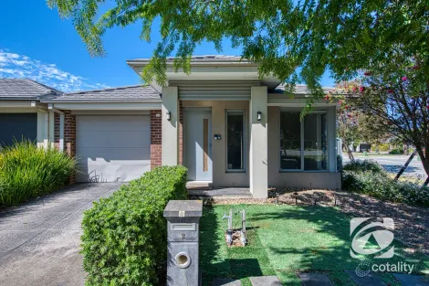 2 Hestia Ave, Cranbourne West, VIC 3977