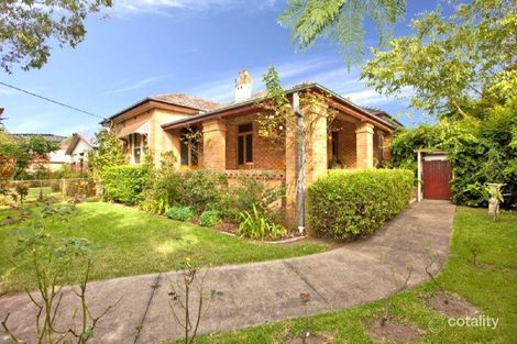 30 Queen St, Lorn, NSW 2320
