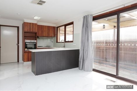 Property photo of 1 Giles Court Werribee VIC 3030