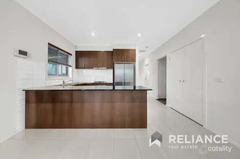 Property photo of 12 Watagan Street Tarneit VIC 3029