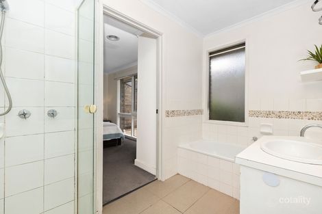 Property photo of 68 Dunsterville Crescent Frankston VIC 3199