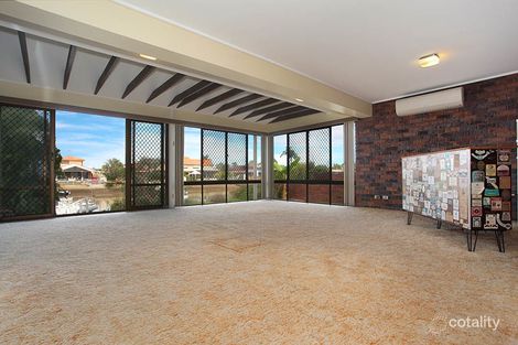 24 Southern Cross Dr, Newport, QLD 4020