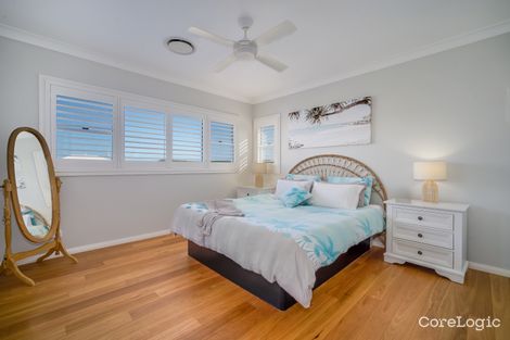 Property photo of 8 Surfside Drive Catherine Hill Bay NSW 2281