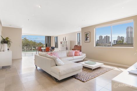 Property photo of 5/68-70 Sunset Boulevard Surfers Paradise QLD 4217