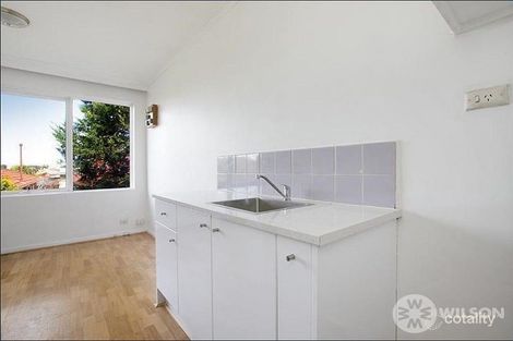 Property photo of 21/31 Smith Street St Kilda VIC 3182