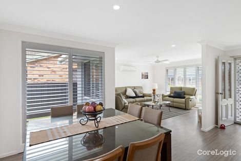 Property photo of 8 Palm Terrace Yamba NSW 2464