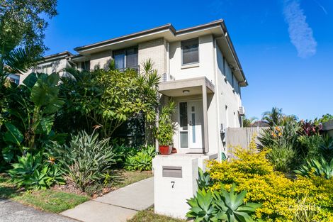 7 Lakewood Bvd, Flinders, NSW 2529