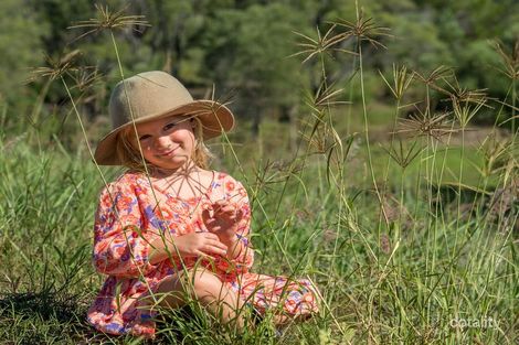 97 Bushland Dr, Samsonvale, QLD 4520