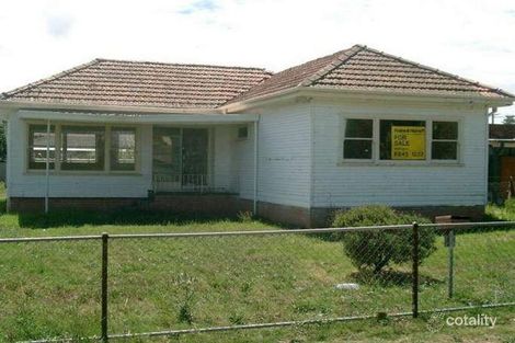 2 Dibbs St, Wellington, NSW 2820