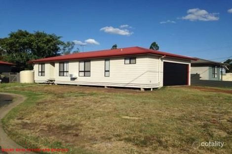 4 Charthom Pl, Dalby, QLD 4405