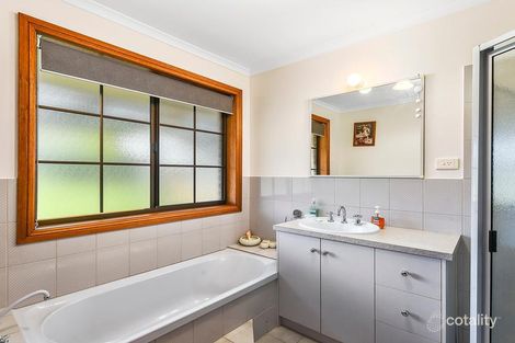 Property photo of 10 Dalkeith Drive Mount Gambier SA 5290