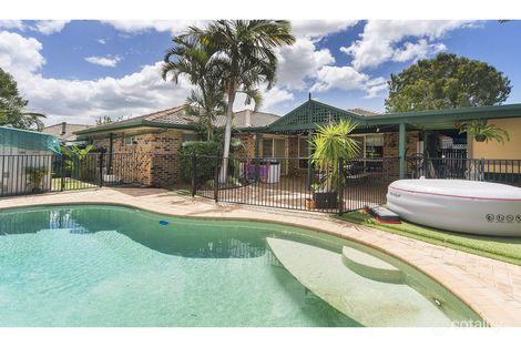 Property photo of 122 Monterey Keys Drive Helensvale QLD 4212