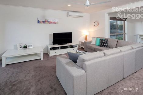 Property photo of 25 Dunn Crescent Langwarrin VIC 3910