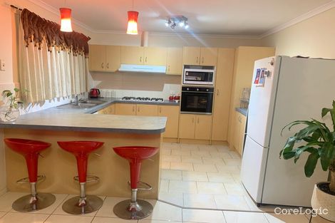 Property photo of 11 Chatham Close Cranbourne East VIC 3977