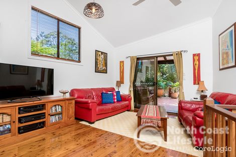 Property photo of 18 Elizabeth Avenue South Golden Beach NSW 2483