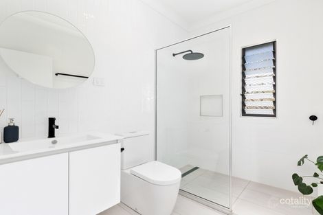 Property photo of 16 Bowen Terrace The Range QLD 4700