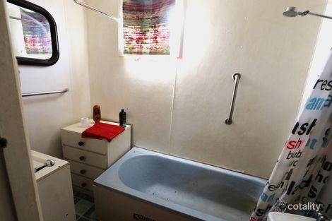 Property photo of 18 Warri Street Ardlethan NSW 2665