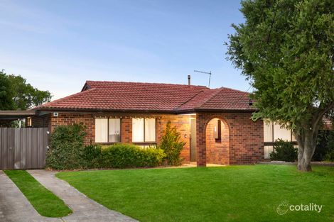 Property photo of 12 Twofold Close Dingley Village VIC 3172