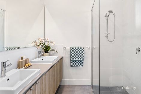 Property photo of 1 Casetta Crescent Angle Vale SA 5117