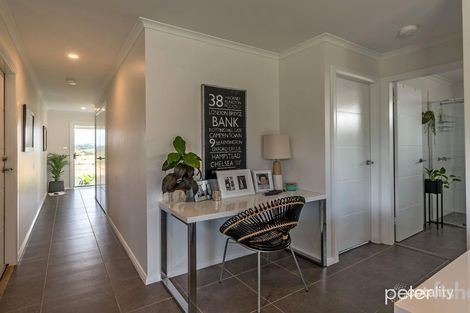 Property photo of 77 Botanic Way Orange NSW 2800
