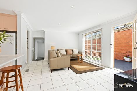 Property photo of 6 Hansen Close Burwood VIC 3125