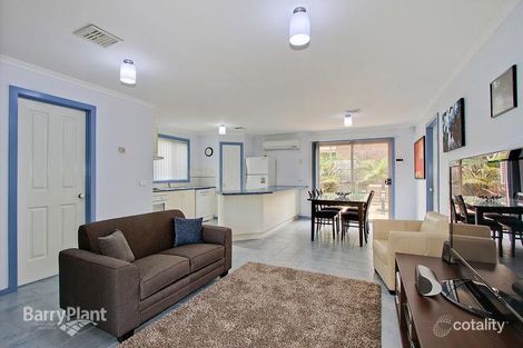 Property photo of 3/1B Wallace Road Wantirna South VIC 3152