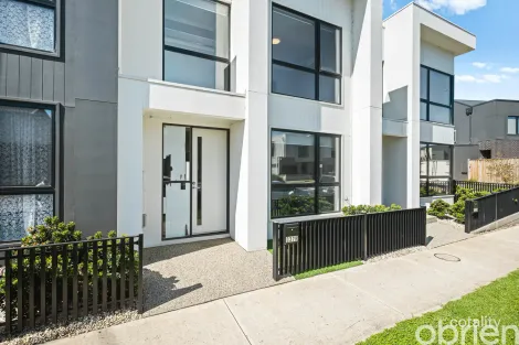 337b Centre Rd, Berwick, VIC 3806