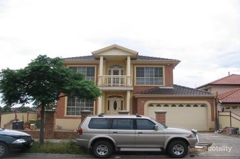 28 Dantum Gr, Braybrook, VIC 3019