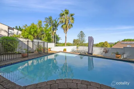 Property photo of 16 Manooka Place Warriewood NSW 2102