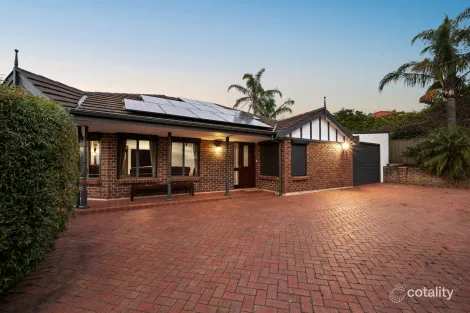 Property photo of 15 Bennett Close Aberfoyle Park SA 5159