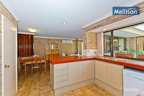 Property photo of 4 Coombs Place Bateman WA 6150