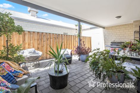 Property photo of 24 Elmridge Parkway Ellenbrook WA 6069