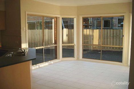 Property photo of 36 Silky Oak Drive Bundoora VIC 3083