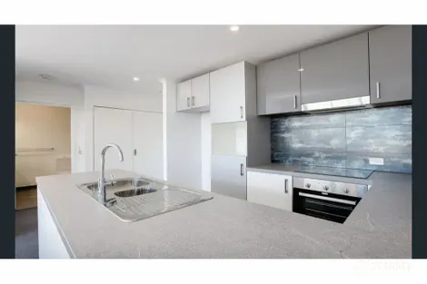 Property photo of 2/10 Pimlico Crescent Wellard WA 6170