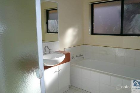 Property photo of 19 Whernside Drive Wodonga VIC 3690