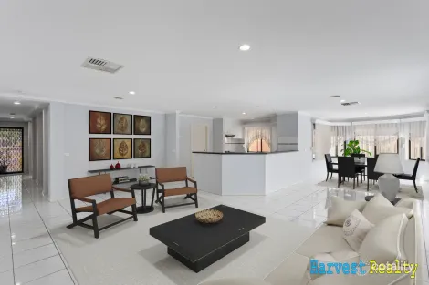 Property photo of 54 Cato Parkway Lynbrook VIC 3975