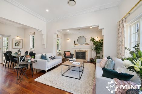 Property photo of 33 Wavell Road Dalkeith WA 6009