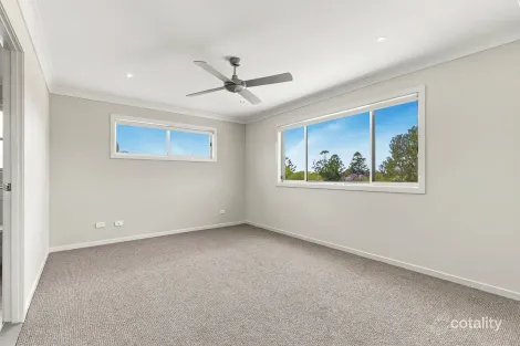 Property photo of 10 Riviera Court Windaroo QLD 4207