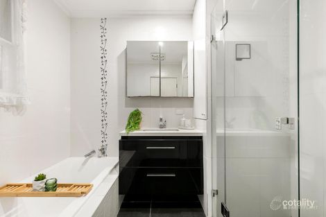 Property photo of 2 Odette Court Ringwood East VIC 3135