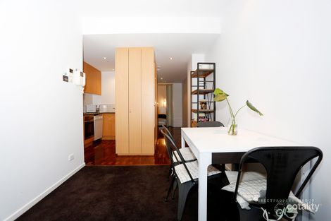 Property photo of 204/172 William Street Melbourne VIC 3000