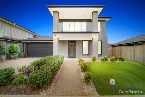 Property photo of 15 Wiltshire Boulevard Thornhill Park VIC 3335