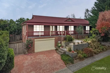 52 Huntingtower Cres, Langwarrin, VIC 3910