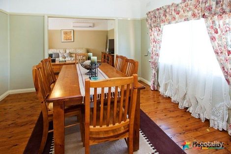 15 Balmoral Dr, Cambridge Park, NSW 2747