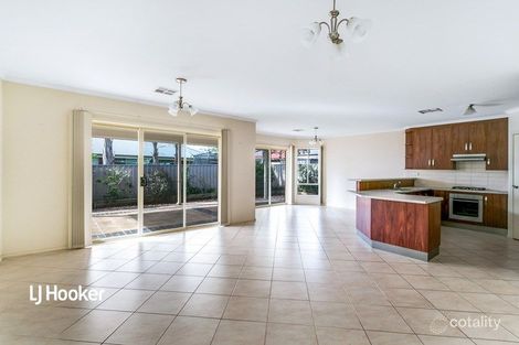 Property photo of 19 Gerlach Grove Evanston Park SA 5116