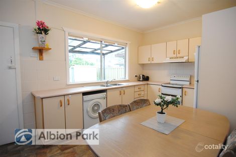 Property photo of 9 Shellharbour Road Lake Illawarra NSW 2528