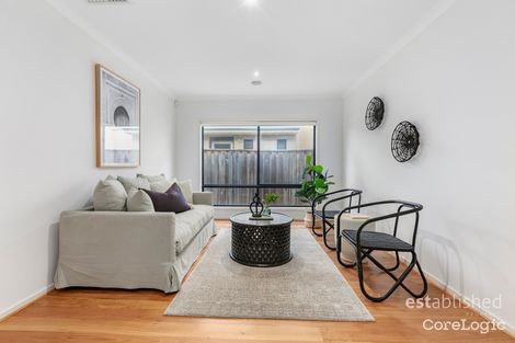 Property photo of 21 Maritime Circuit Point Cook VIC 3030